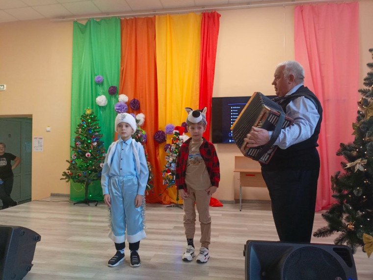 Новогодний концерт.