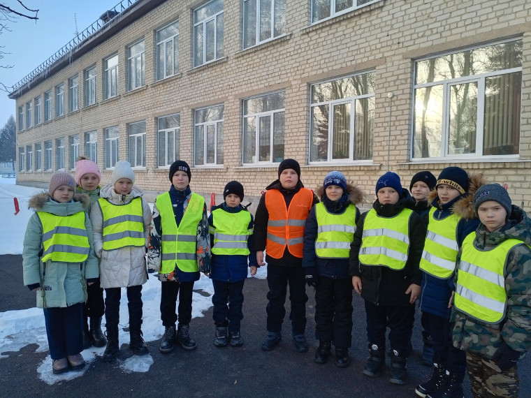 Классный час "Безопасная дорога".